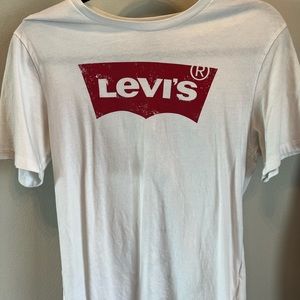 white levi t shirt.